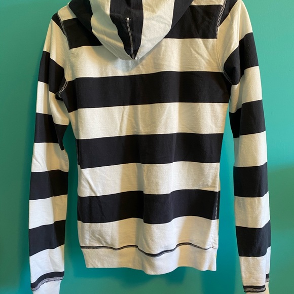 Michigan wolverines hoodie - Picture 2 of 4